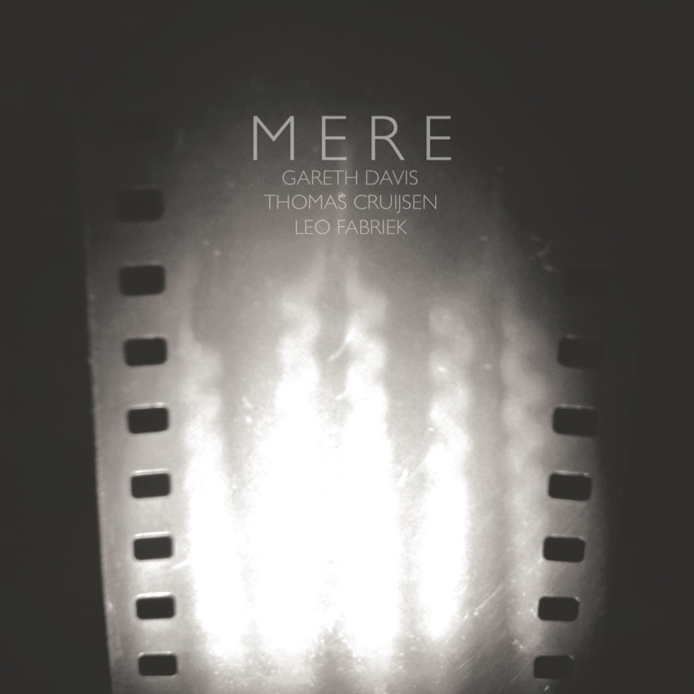 Mere – Mere (dark-ambient&nbsp;improvisation)